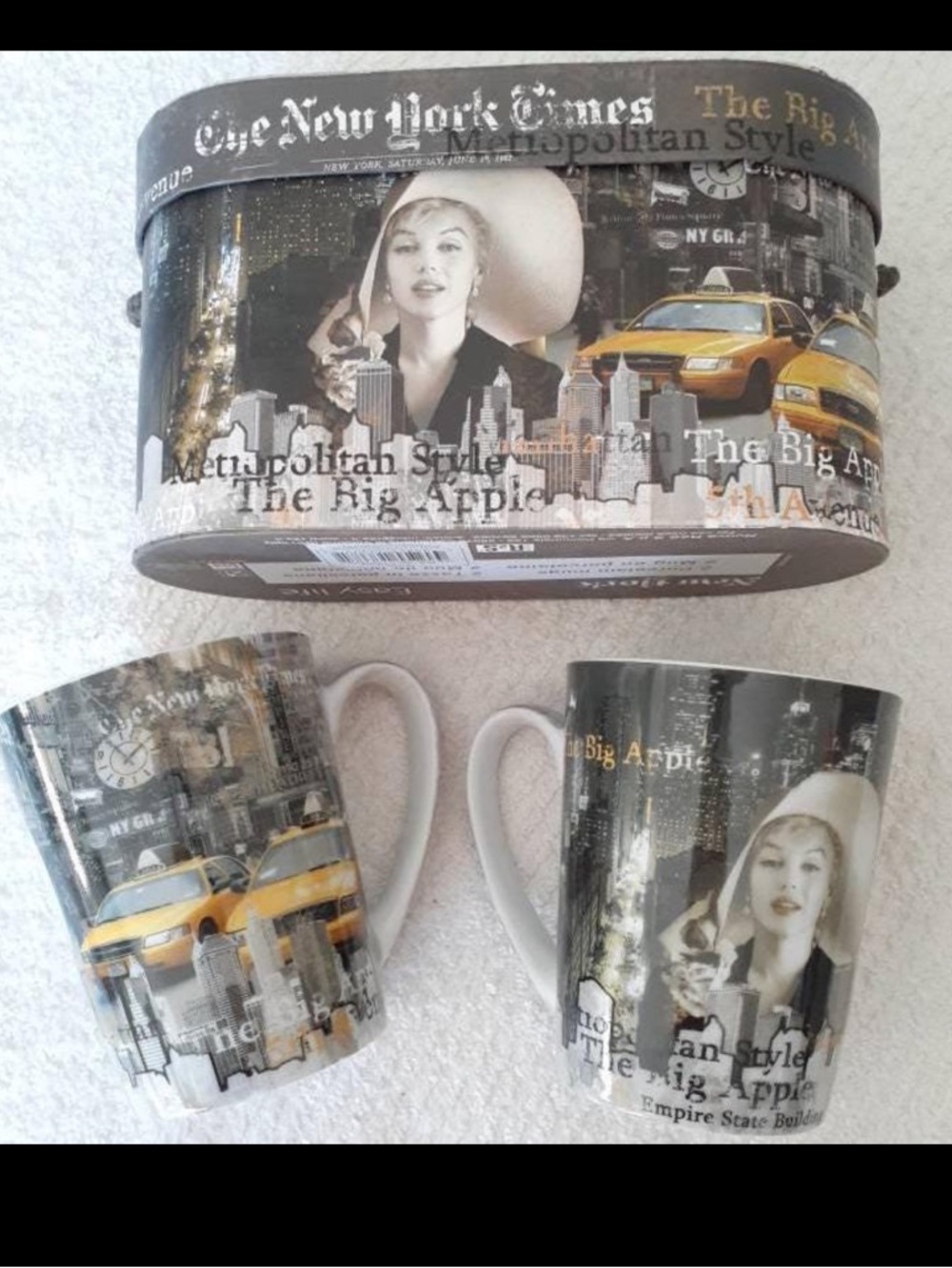 Marilyn Monroe Themed Mug Set with Decorative Case - Black, Yellow, White - BNWT